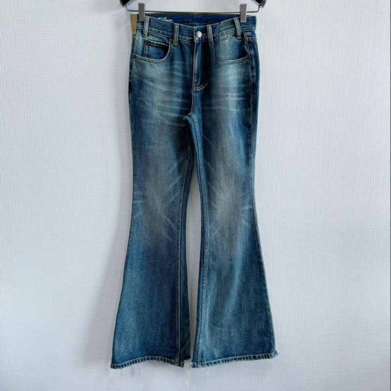 Claudia | Jeans