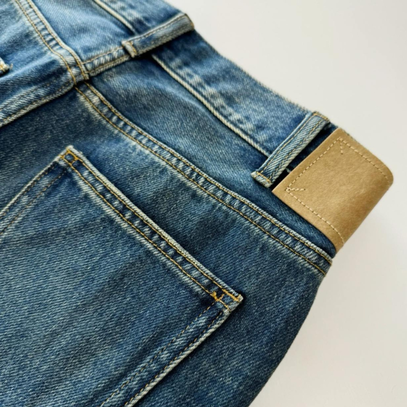 Claudia | Jeans